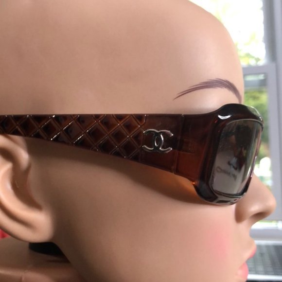 CHANEL Brown Frame and Lenses Sunglasses - Picture 2 of 11